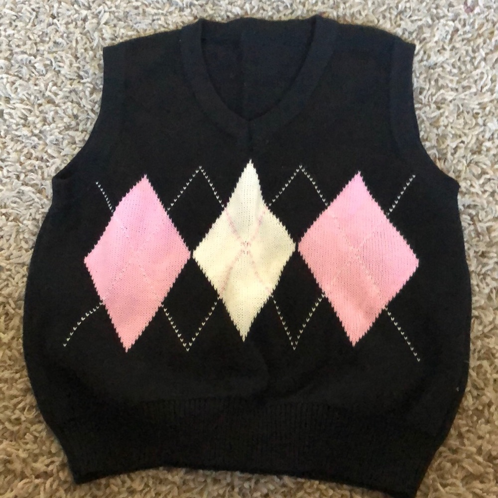 black pink and white argyle sweater vest